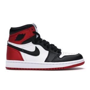 basket jordan rouge et noir