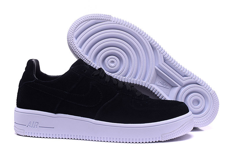 air force 1 noir et blanche homme