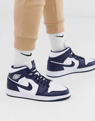 jordan retro bleu