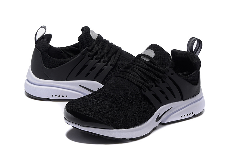 nike air presto noir et blanche